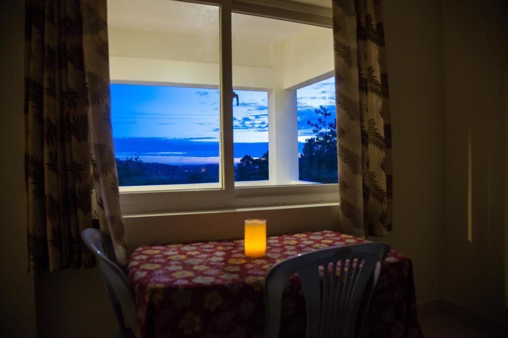 Petra Family Guest House Valparai Phòng bức ảnh