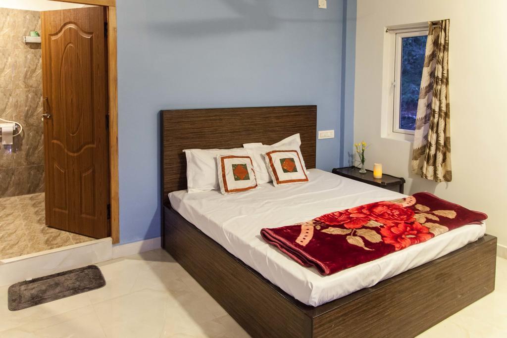 Petra Family Guest House Valparai Phòng bức ảnh