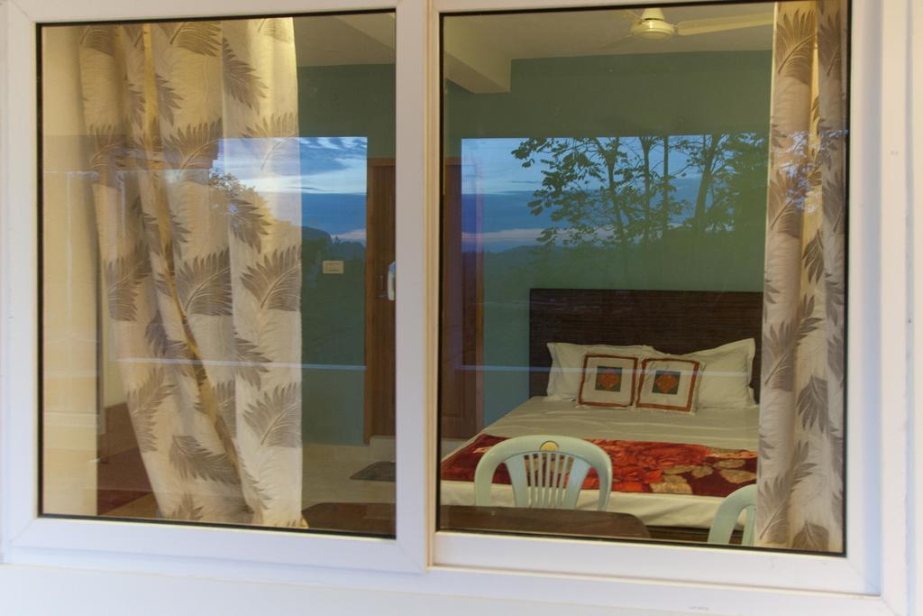 Petra Family Guest House Valparai Phòng bức ảnh